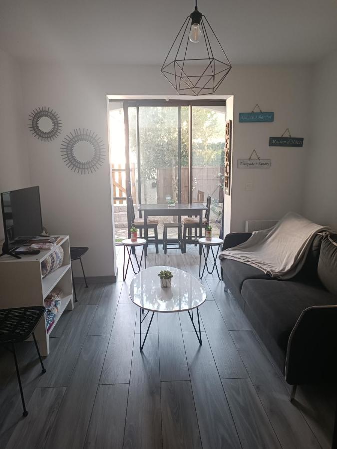 Joli Studio Res Au Calme En Rez De Jardin A Bandol. ภายนอก รูปภาพ