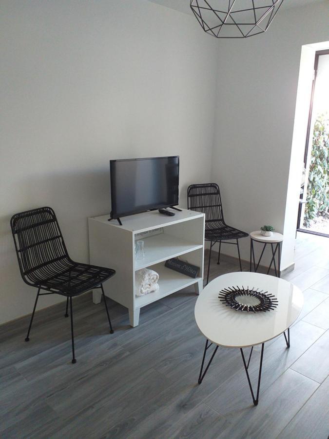 Joli Studio Res Au Calme En Rez De Jardin A Bandol. ภายนอก รูปภาพ